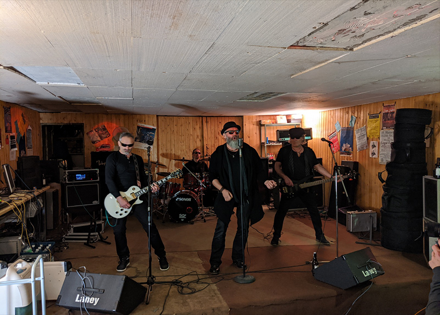 Band Full 3